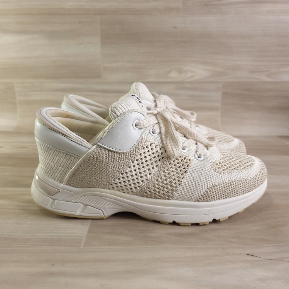 Zeba Hands Free Sneakers Womens 9.5 Cream White Knit Slip On Walking Shoes